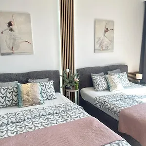 Exclusive Smolna , Warszawa Polska